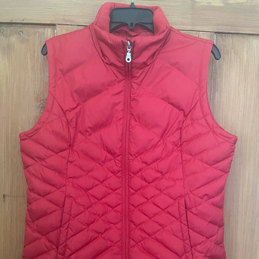 Eddie Bauer Women's Red Puffy Vest Zipper Large Fleece Lined Goose Down